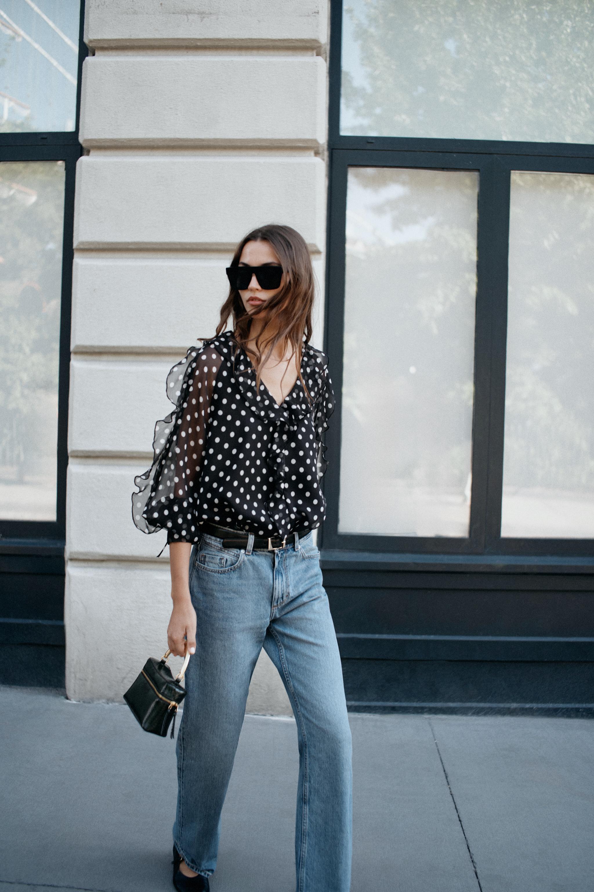 POLKA DOT RUFFLE BLOUSE